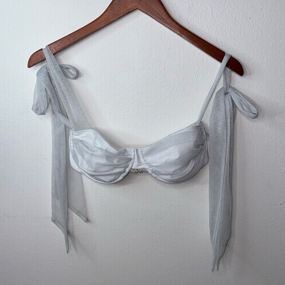 Beach Riot White Bikini - Picture 4 of 8